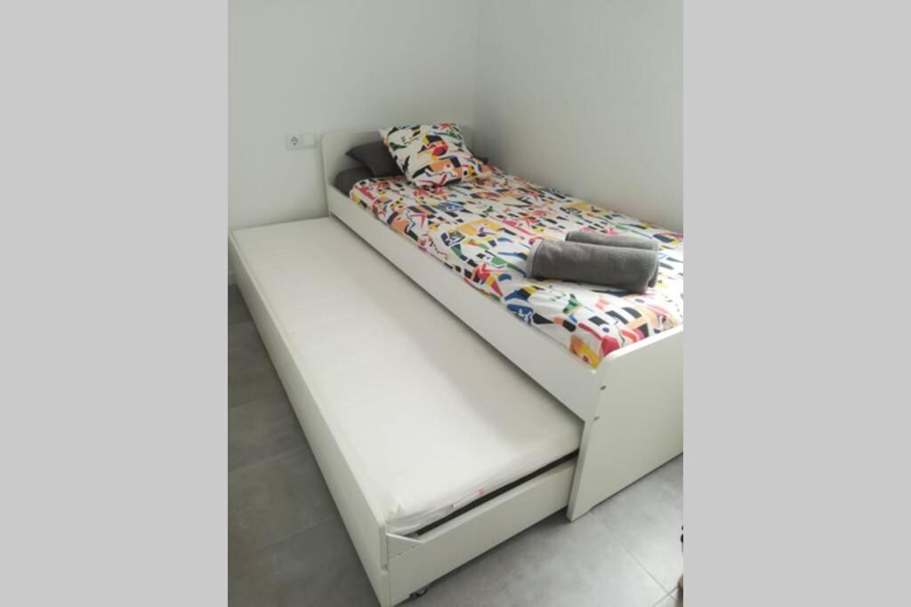 M3 Terrace. Cool Apartment 15 Min Center By Metro Esplugues de Llobregat Exterior foto